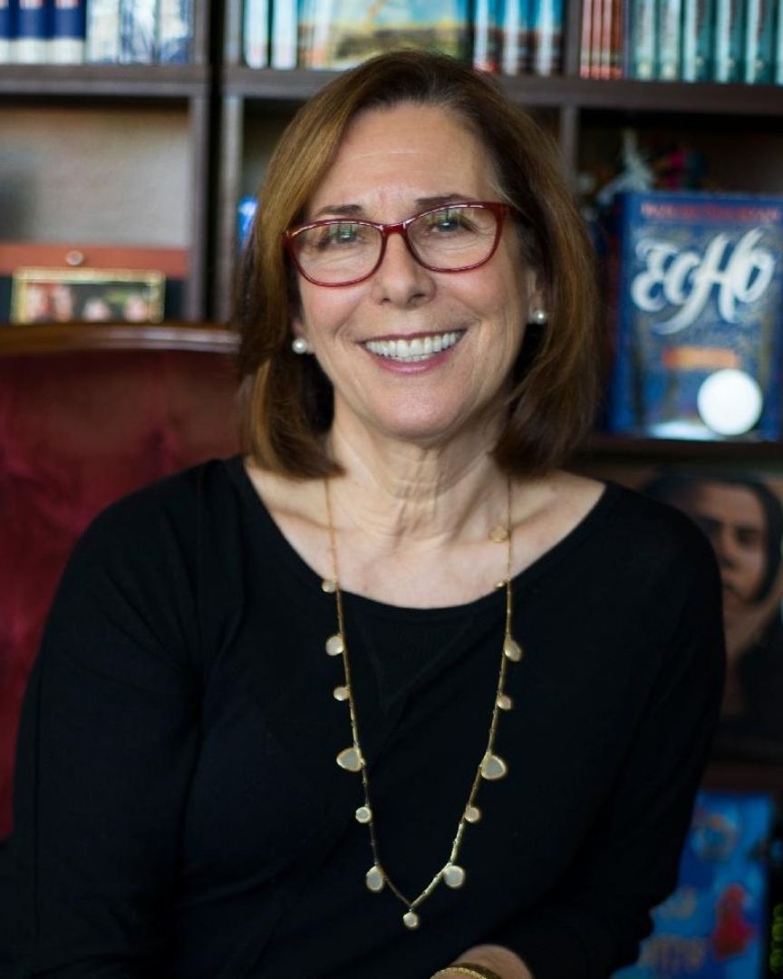 Pam Muñoz Ryan 